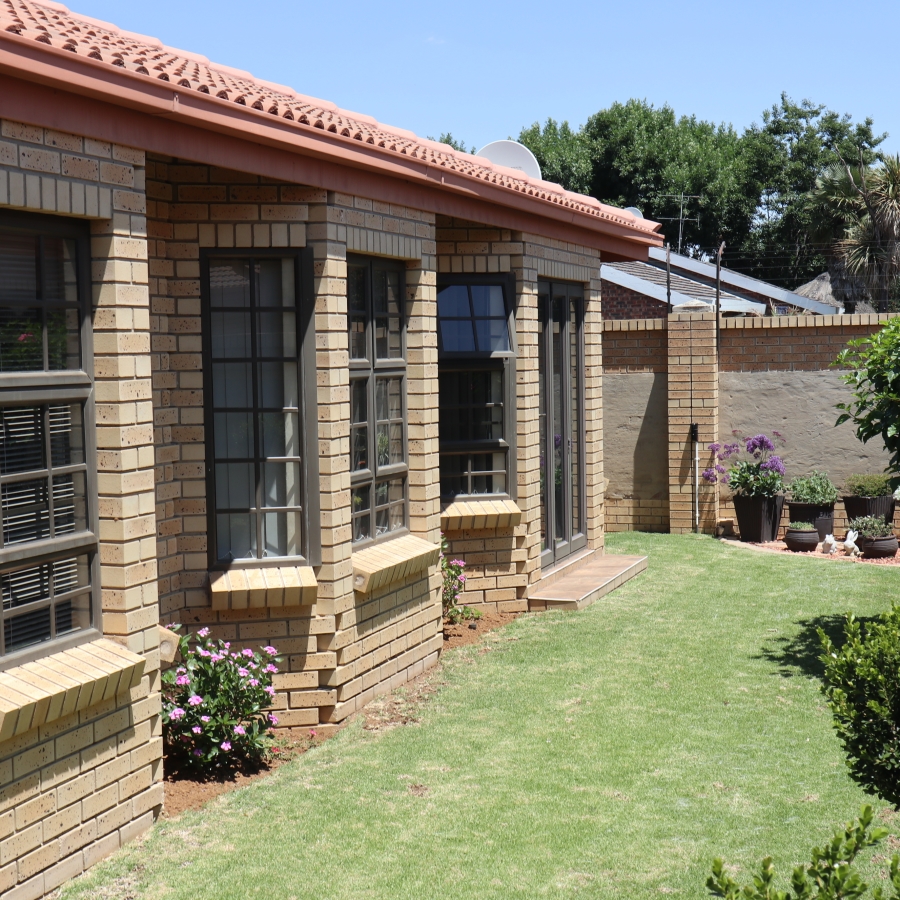 3 Bedroom Property for Sale in Jan Cillierspark Free State